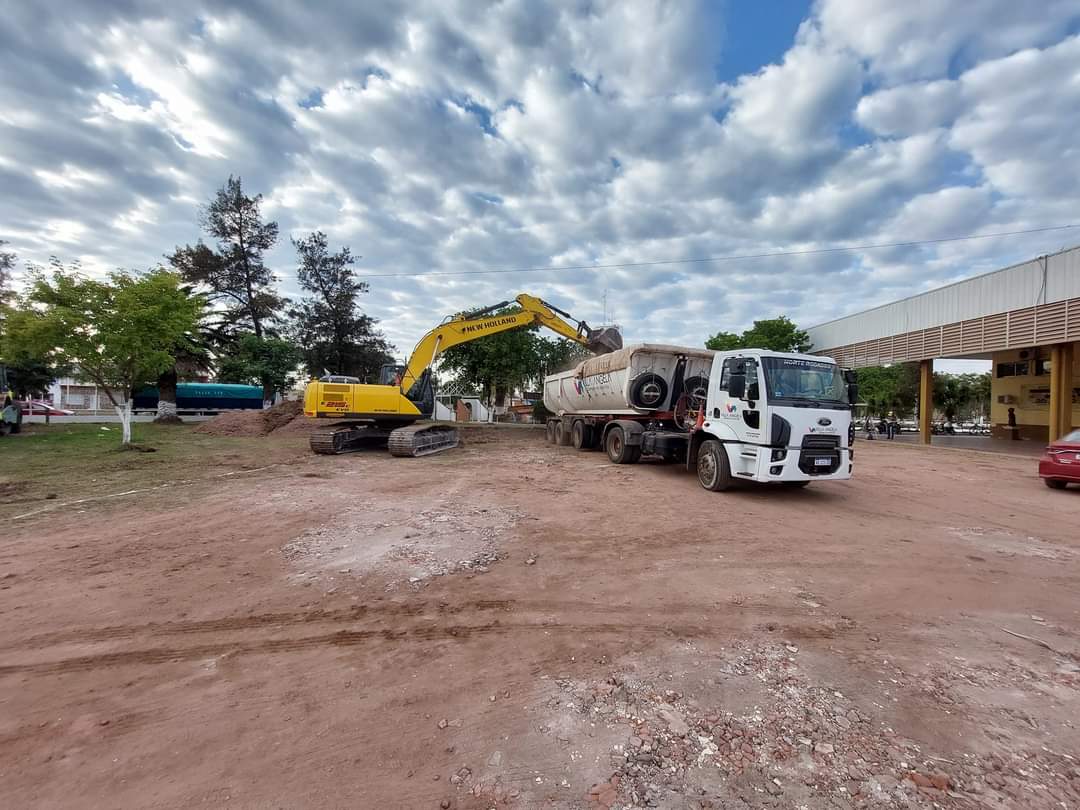 PAPP VALORÓ EL INICIO DE LA OBRA PARA PAVIMENTAR LA TERMINAL DE ÓMNIBUS DE VILLA ÁNGELA