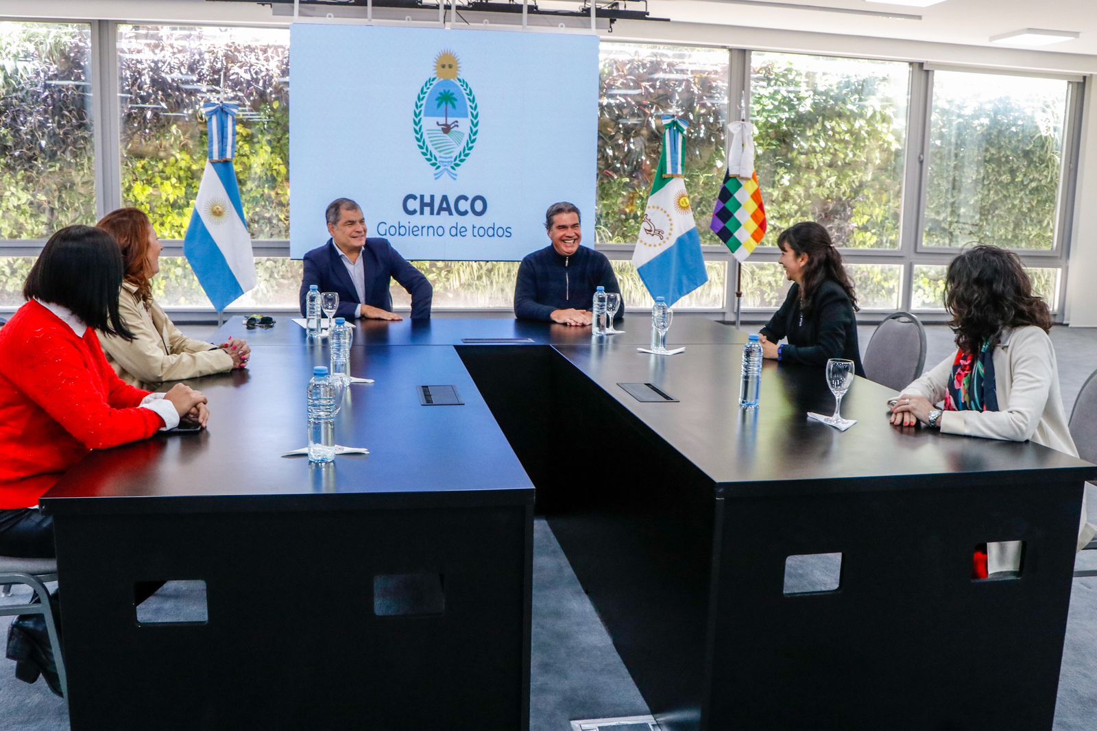*EL EXPRESIDENTE ECUATORIANO RAFAEL CORREA LLEGÓ A CHACO: "OJALÁ SE TOME CONCIENCIA DE LO QUE ES EL LAWFARE", ADVIRTIÓ*