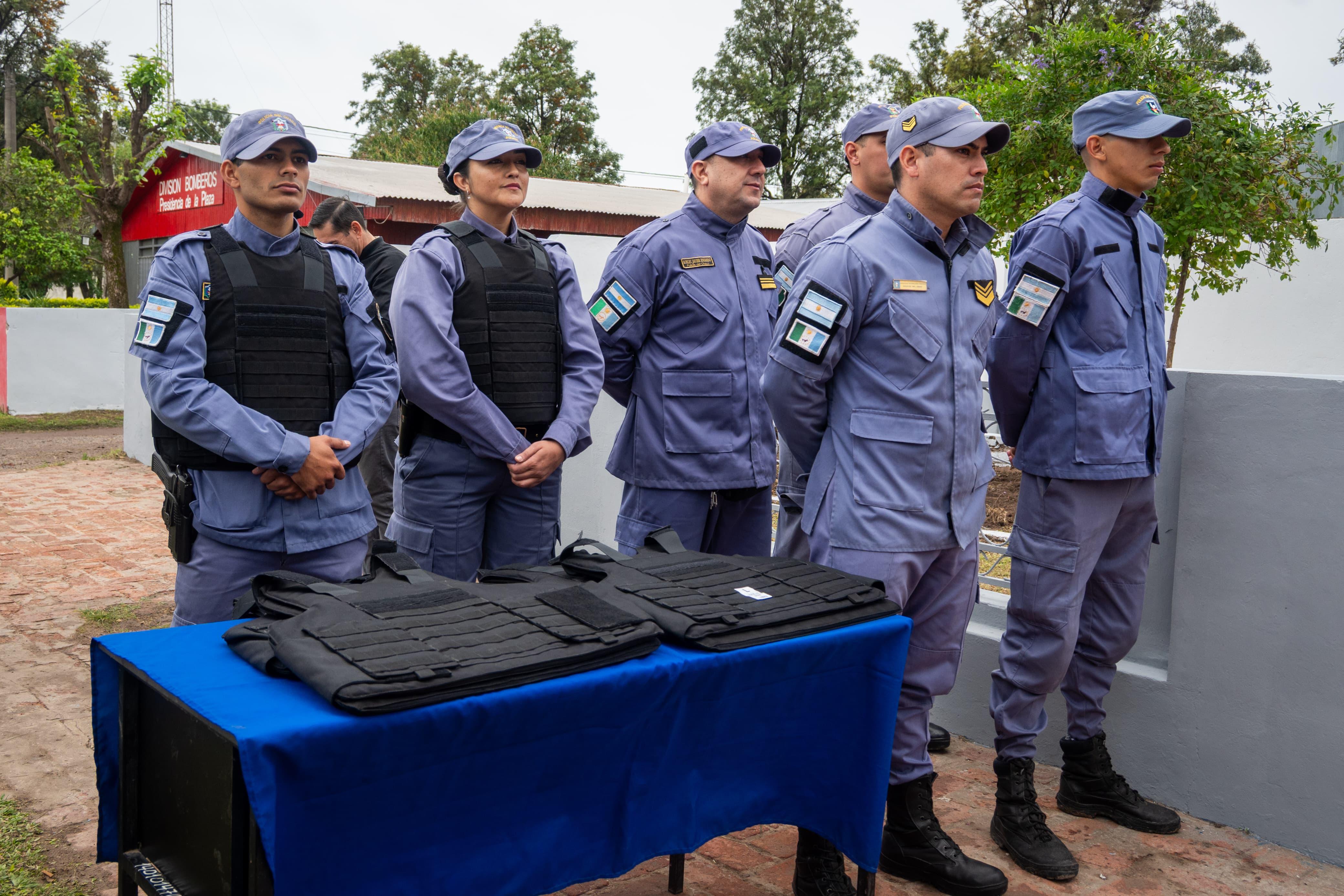 EL PLAN ESTRAT&Eacute;GICO DE SEGURIDAD AVANZA: ZDERO ENTREG&Oacute; PATRULLERO OKM Y CHALECOS BAL&Iacute;STICOS EN PLAZA