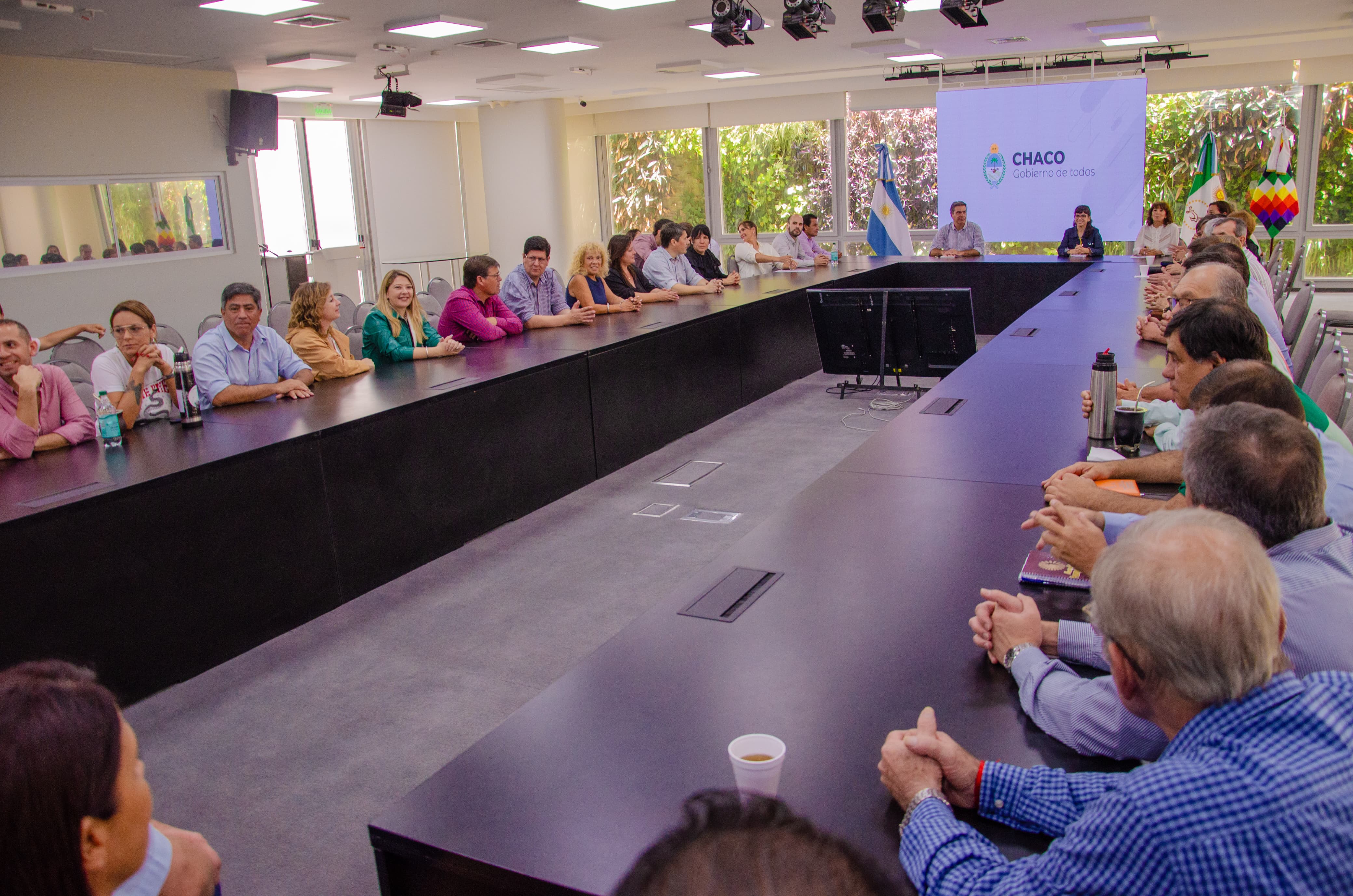 Camino al balotaje: Capitanich y el Foro de Intendentes del PJ ratificaron respaldo a Sergio Massa