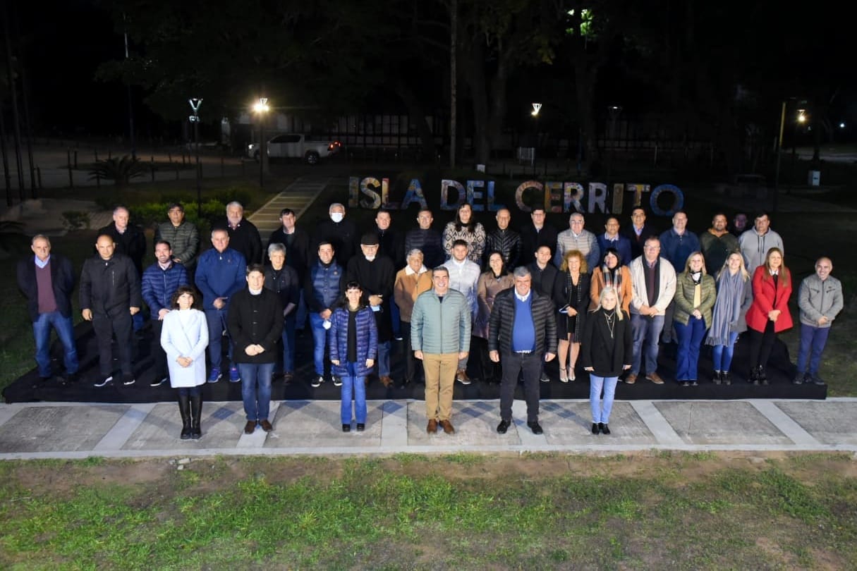 *EL FORO DE INTENDENTES E INTENDENTAS DEL FRENTE DE TODOS REUNIÓ A REPRESENTANTES DE 54 MUNICIPIOS EN LA ISLA DEL CERRITO