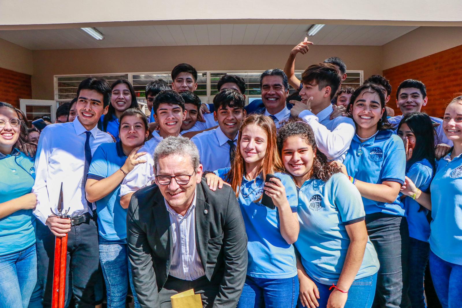 *CAPITANICH INAUGURÓ UNA NUEVA ESCUELA EN AVIA TERAI: “LA EDUCACIÓN TRANSFORMA LA CALIDAD DE VIDA DE NUESTRAS COMUNIDADES”*