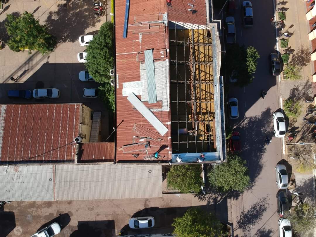 VILLA ANGELA: OBRAS PÚBLICAS REALIZA MANTENIMIENTO EN EL EDIFICIO MUNICIPAL