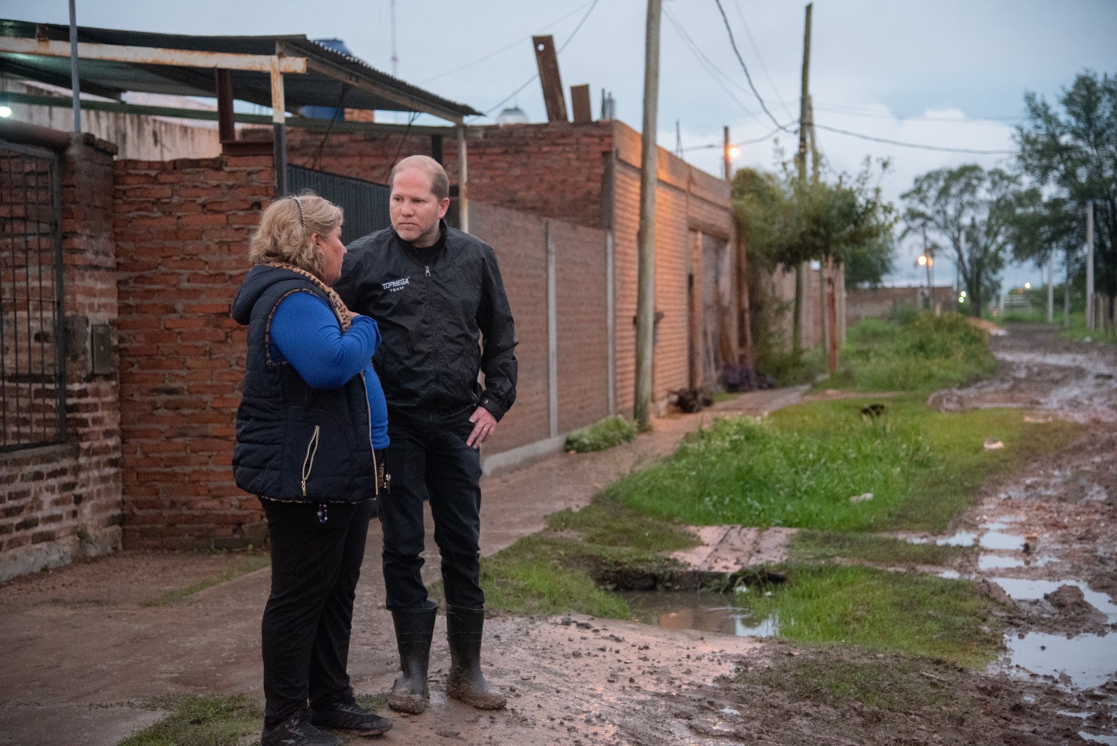 *ALERTA POR TORMENTAS: EL COMITÉ DE EMERGENCIA PROVINCIAL RECORRE LOS BARRIOS DEL GRAN RESISTENCIA CON TAREAS PREVENTIVAS*