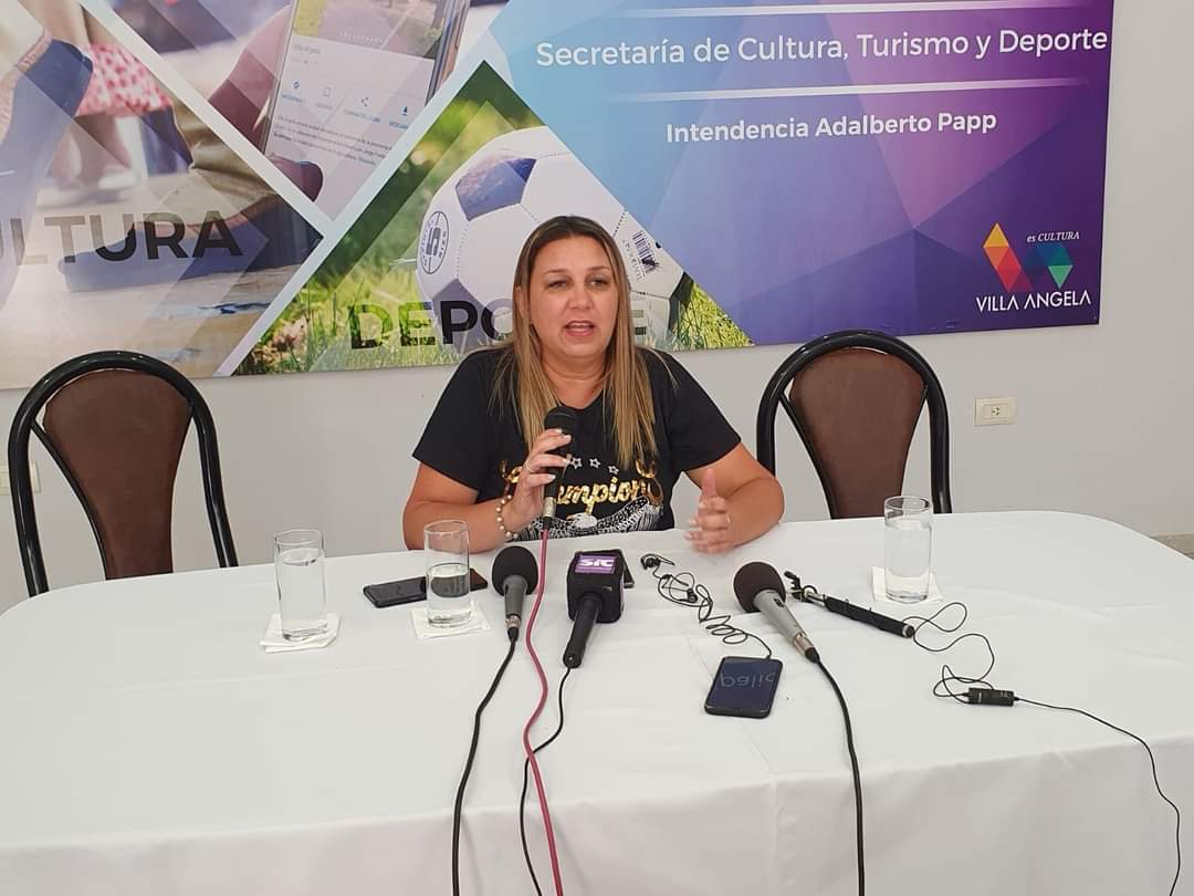 LA MUNICIPALIDAD INVITA A LA COMUNIDAD AL TRADICIONAL ENCENDIDO DE LUCES DEL ÁRBOL NAVIDEÑO