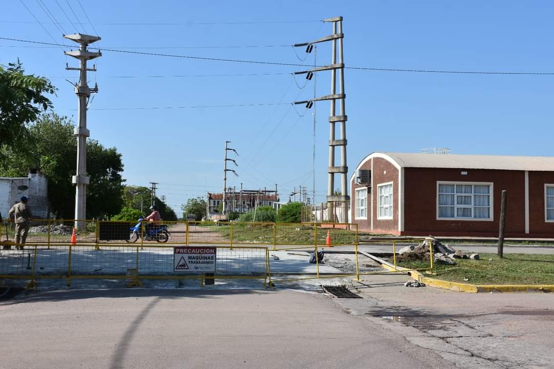 VILLA ANGELA: LA MUNICIPALIDAD CONTINÚA CON EL PLAN DE BACHEO