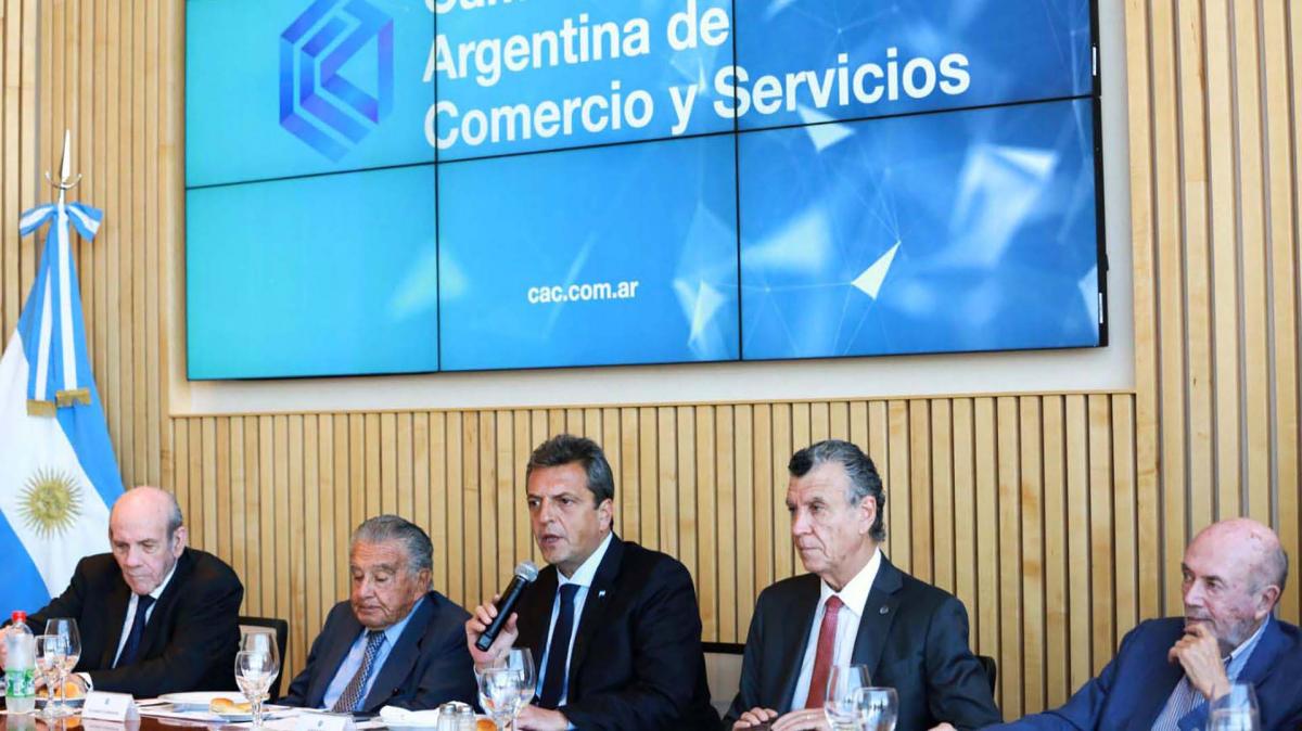 Massa: "Los vivos que están especulando con el ahorro de la gente van a ir presos"