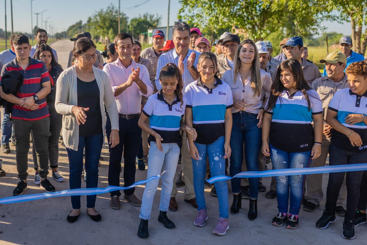 *CAPITANICH INAUGURÓ OBRAS VIALES EN LAGUNA BLANCA: "IMPLICA LA COBERTURA DE MÁS DEL 80% DE PAVIMENTO EN LA LOCALIDAD"*