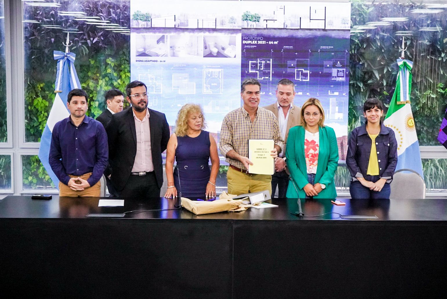 *DIEZ OFERTAS Y $805 MILLONES DE INVERSIÓN PARA CONSTRUIR 109 VIVIENDAS EN BARRANQUERAS, COLONIAS UNIDAS Y NAPENAY*