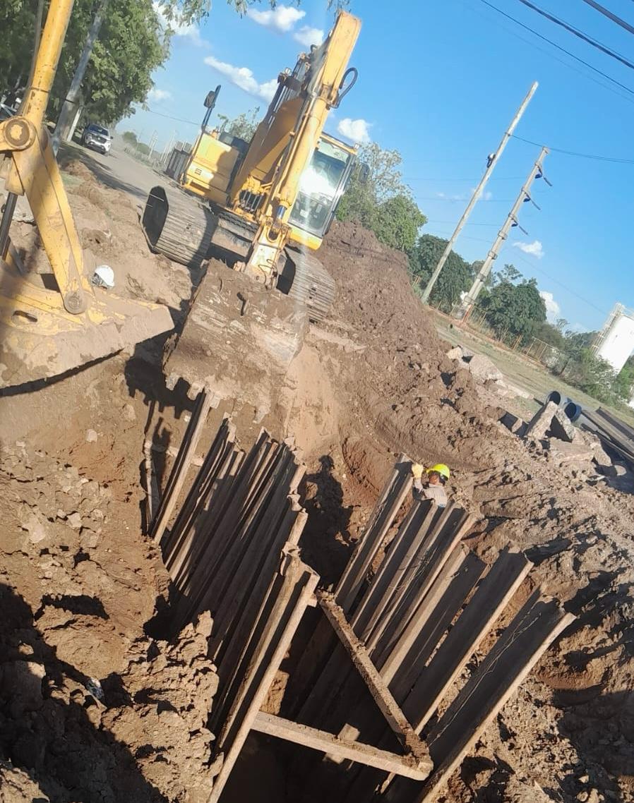 *VILLA ÁNGELA: TRAS AÑOS SIN RESPUESTAS, SAMEEP LLEVÓ ADELANTE EL REEMPLAZO DE CAÑERÍAS DEL SISTEMA CLOACAL PRINCIPAL*