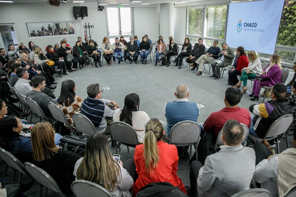 *Gobierno y escuelas de gestión privada trabajan en conjunto para acordar pautas regulatorias*