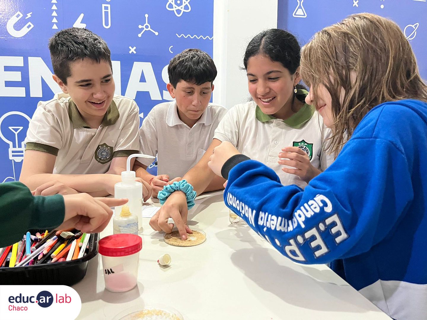 CIENCIA Y TECNOLOGÍA EN LA EDUCACIÓN: UN AÑO LLENO DE LOGROS