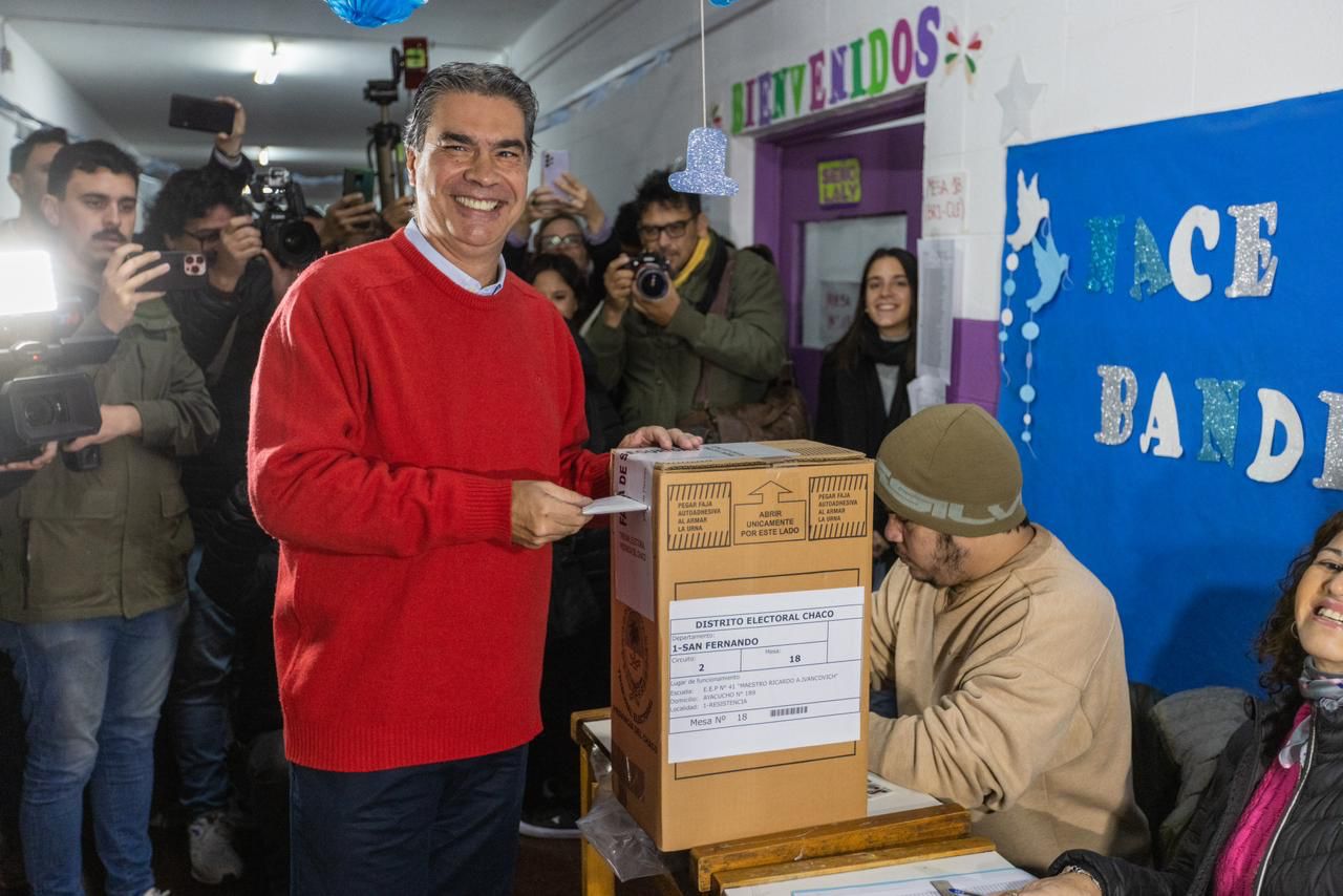 *Capitanich emitió su voto en las PASO: “estamos en un día pleno con participación democrática en cada rincón de nuestra provincia”*