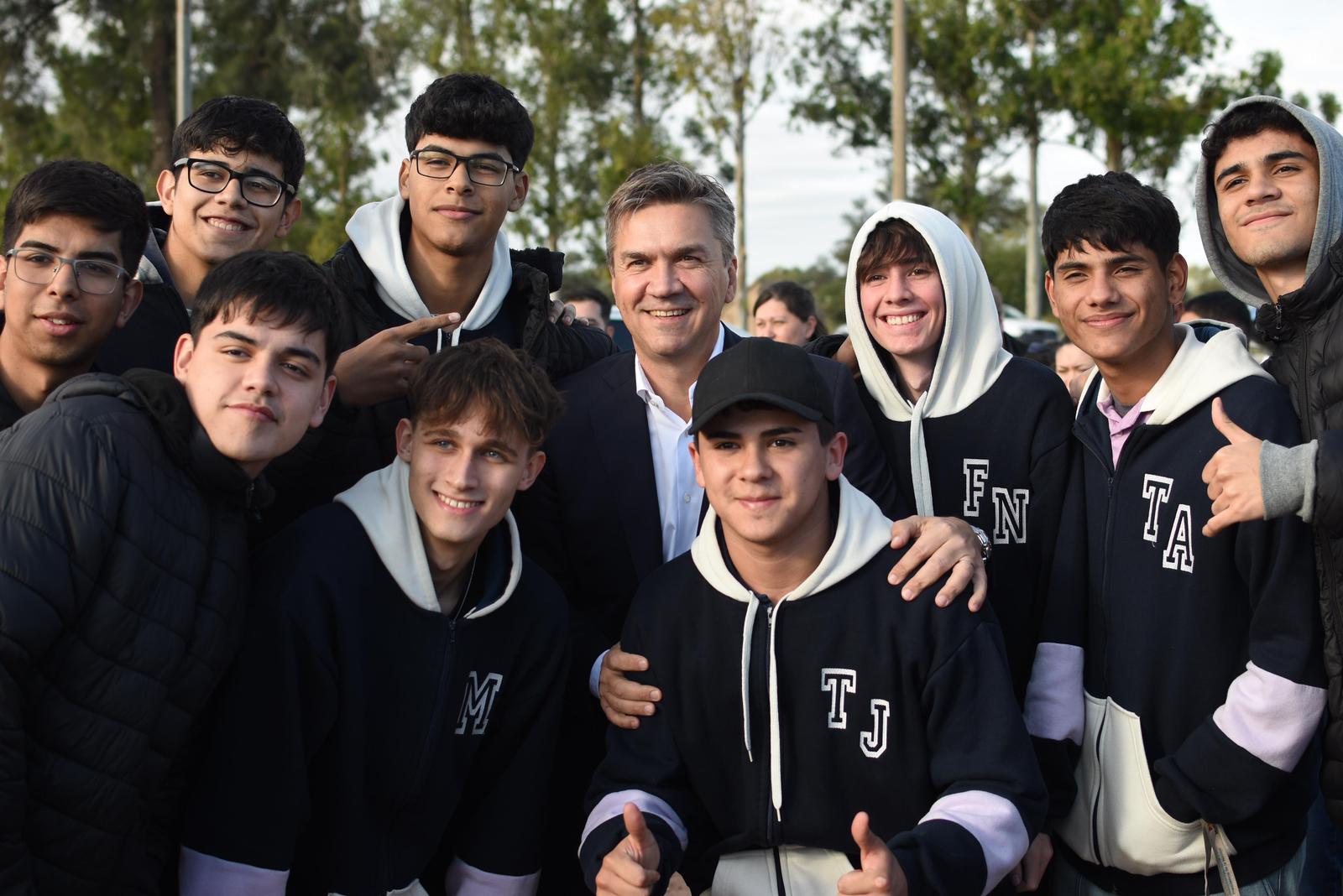 *LAS BREÑAS: ZDERO FUE RECIBIDO POR ESTUDIANTES SECUNDARIOS DE LAS PROMOS 2024*