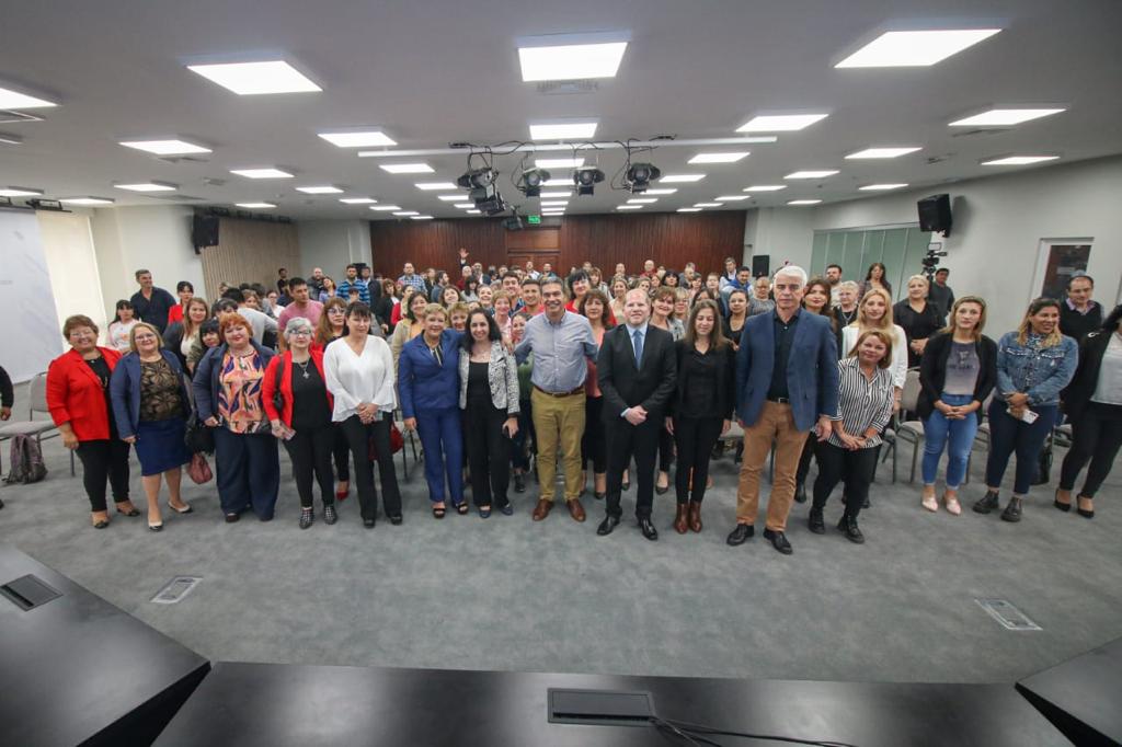 *CAPITANICH ANUNCIÓ UNA BONIFICACIÓN ESPECIAL POR "DERECHO A LA IDENTIDAD" PARA TRABAJADORAS Y TRABAJADORES DE REGISTROS CIVILES*