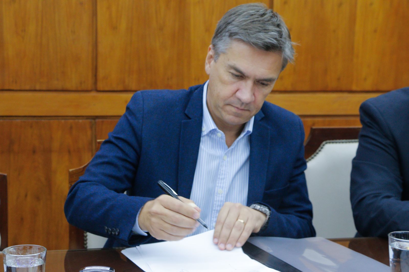 *EL GOBERNADOR ANUNCIÓ LA REMODELACIÓN DE 5 CENTROS DE INTEGRACIÓN Y FORTALECIMIENTO FAMILIAR EN LA PROVINCIA*