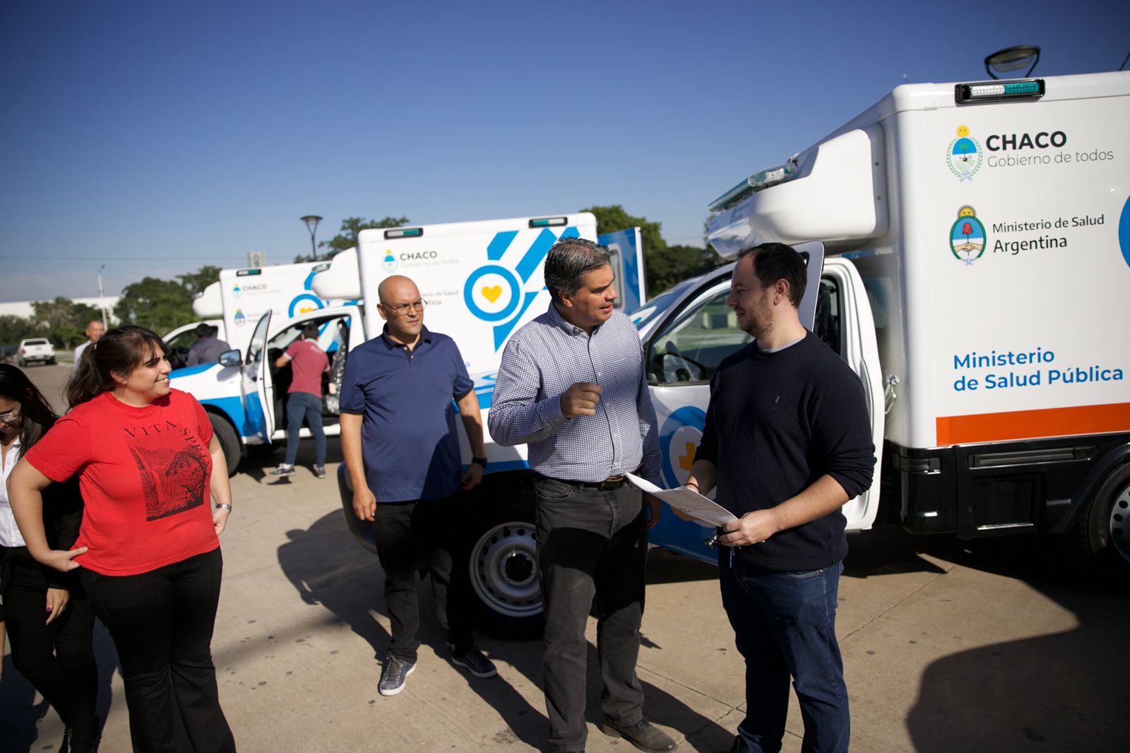*EL GOBIERNO ENTREGÓ SEIS AMBULANCIAS PARA FORTALECER EL SISTEMA DE SALUD DEL IMPENETRABLE*