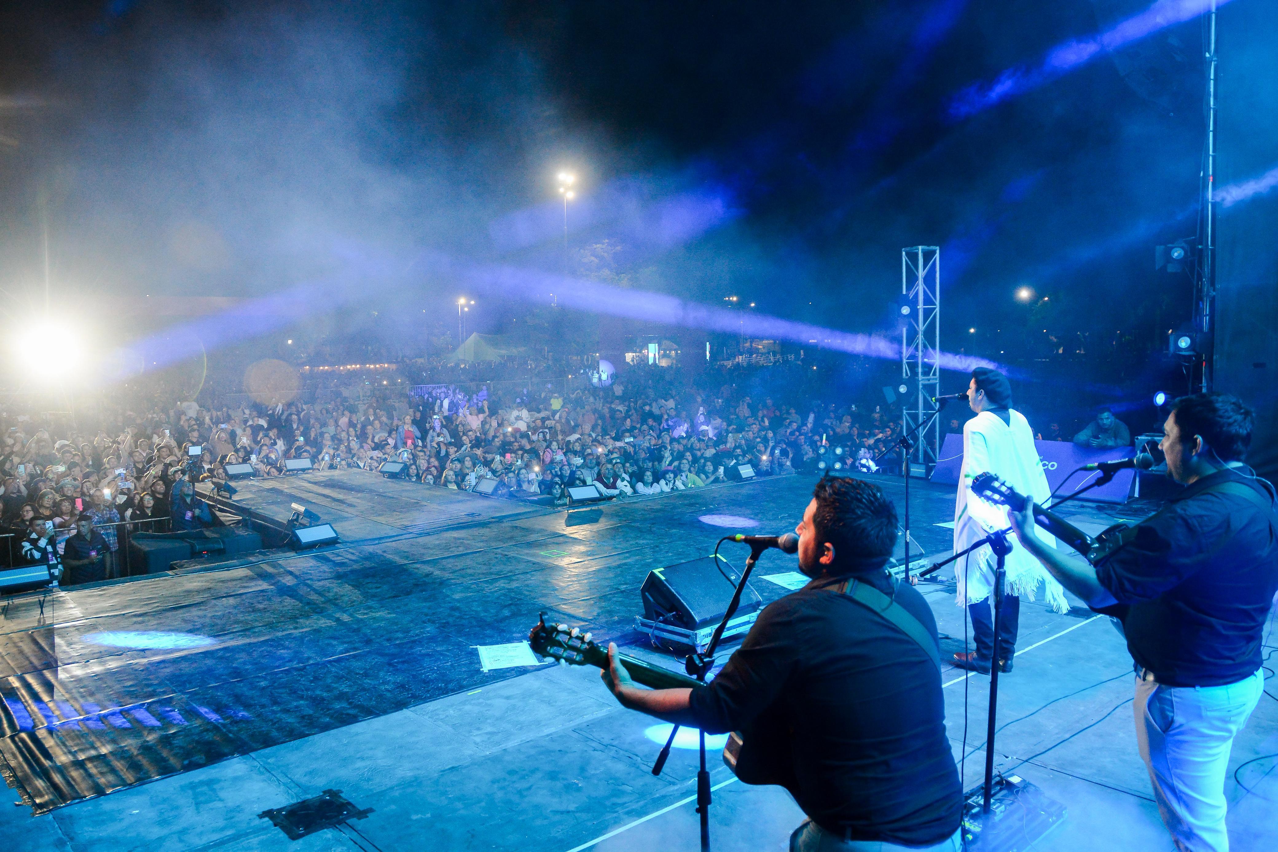 *CHACO VIBRA, 2DA. EDICI&Oacute;N: UN FESTIVAL MULTITUDINARIO QUE CIERRA ESTA NOCHE CON &Aacute;NGELO ARANDA Y LOS NOCHEROS*