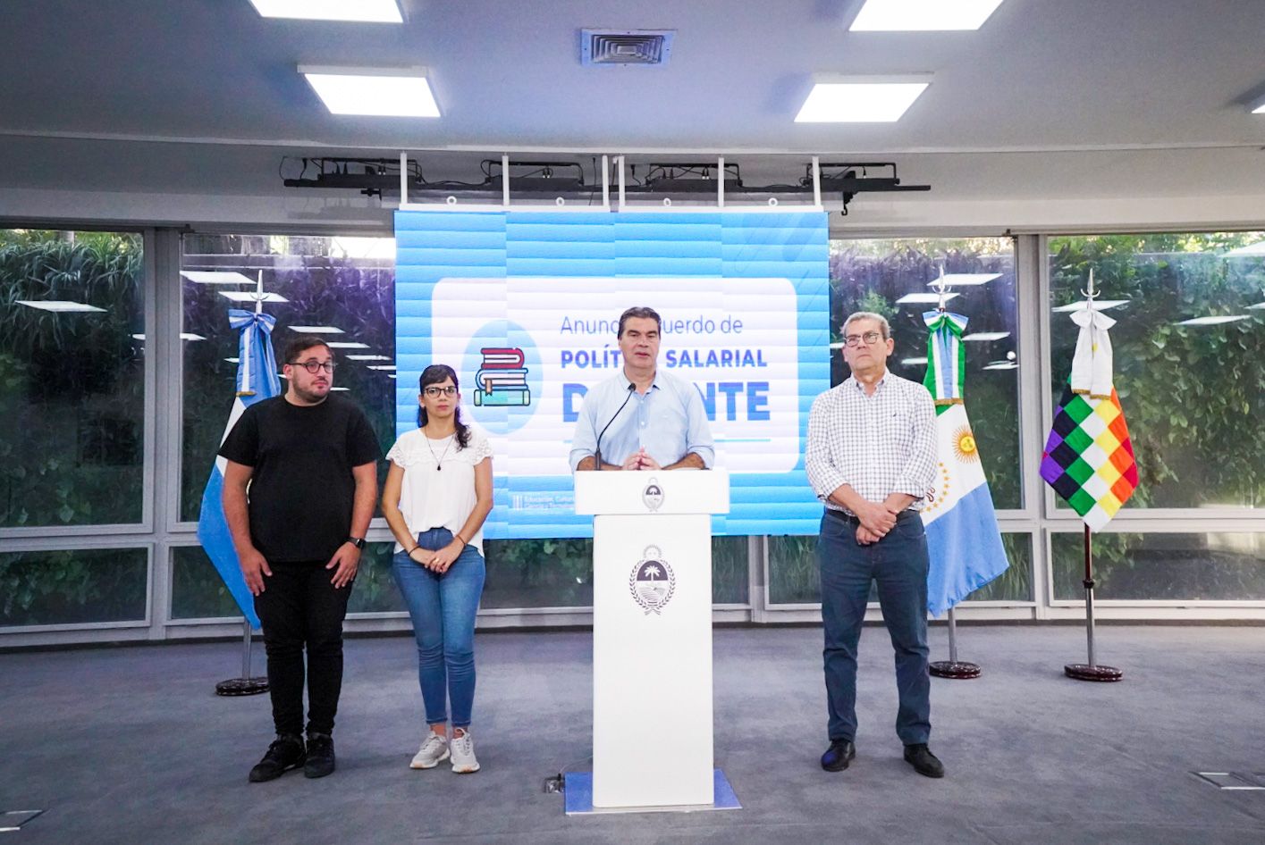 *CAPITANICH ANUNCIÓ EL ACUERDO SALARIAL CON SINDICATOS DOCENTES Y LAS CLASES INICIAN EL 1 DE MARZO*