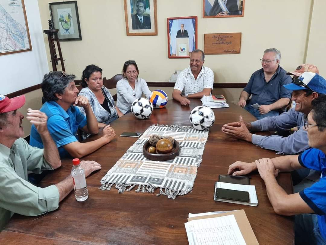 EL INTENDENTE ADALBERTO PAPP SE REUNIÓ CON SU GABINETE PARA COORDINAR TRABAJOS Y ACCIONES EN BENEFICIO DE LA COMUNIDAD