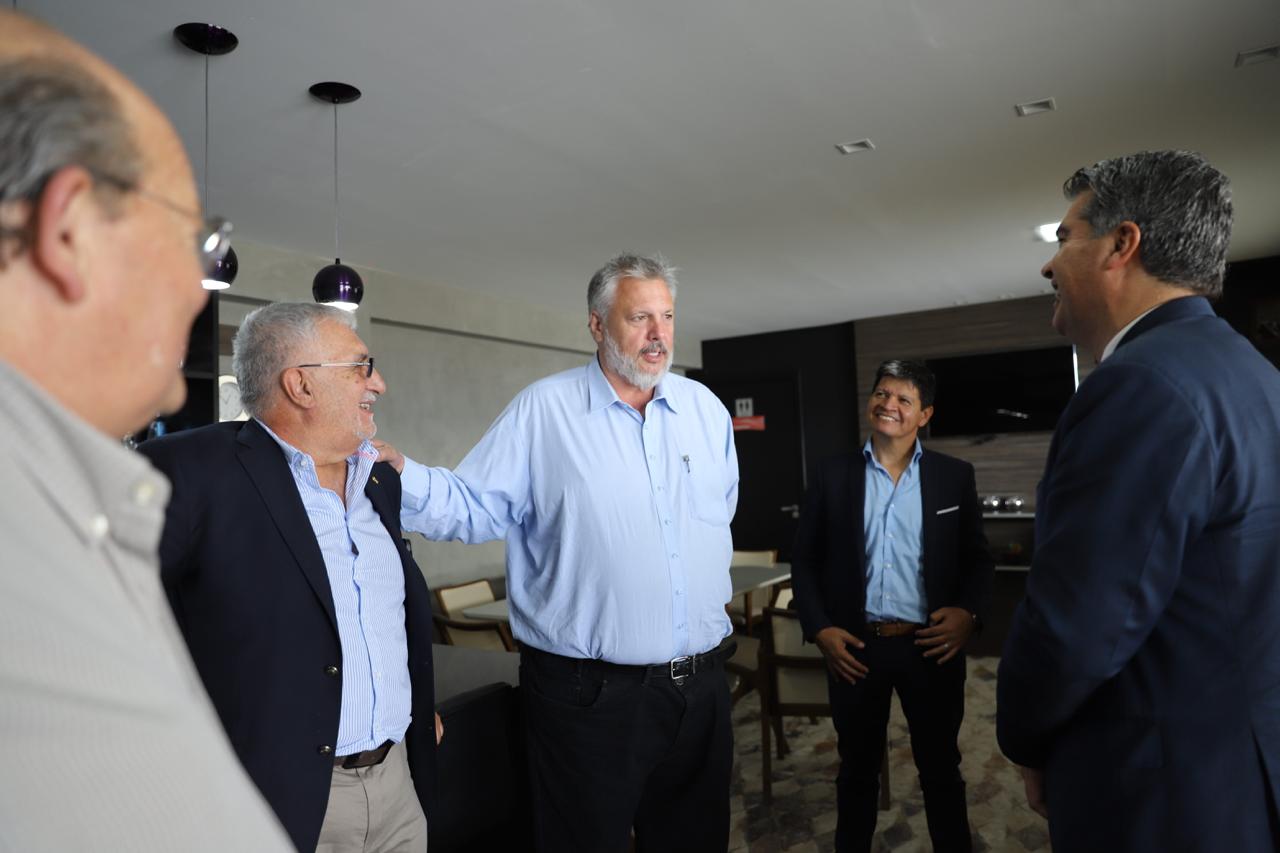 *MISIÓN COMERCIAL: EN BRASIL, CAPITANICH PRESENTÓ LAS VENTAJAS DE CHACO PARA ATRAER NUEVAS INVERSIONES*