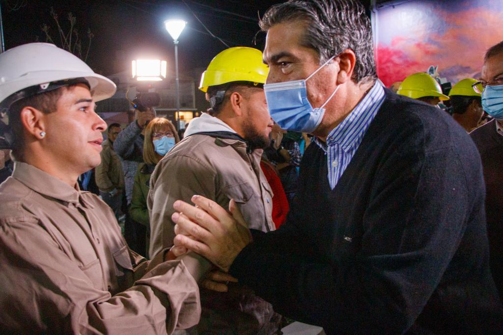 *CAPITANICH INAUGURÓ UN CENTRO DE SALUD  Y EL PASEO DE LOS ARTESANOS EN CASTELLI